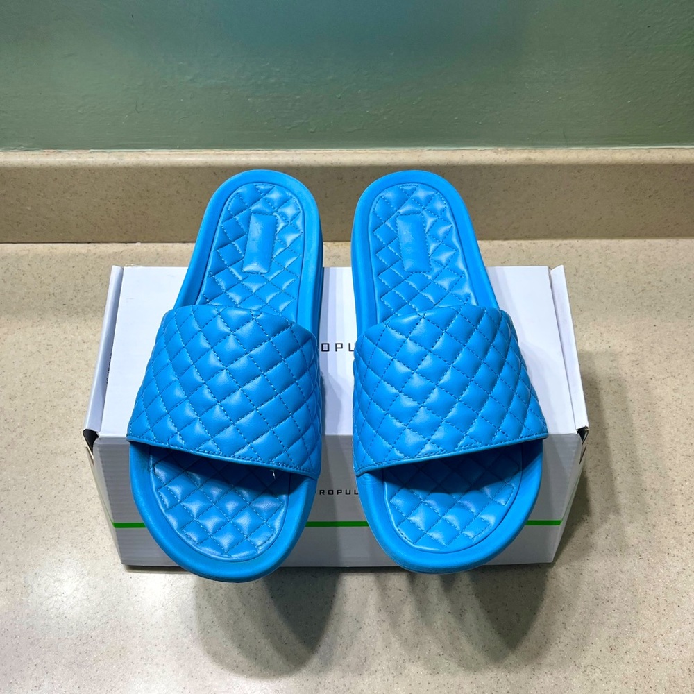 Men’s APL (size 10) Limited Edition, Coastal Blue Lusso Slides. Spring 2021